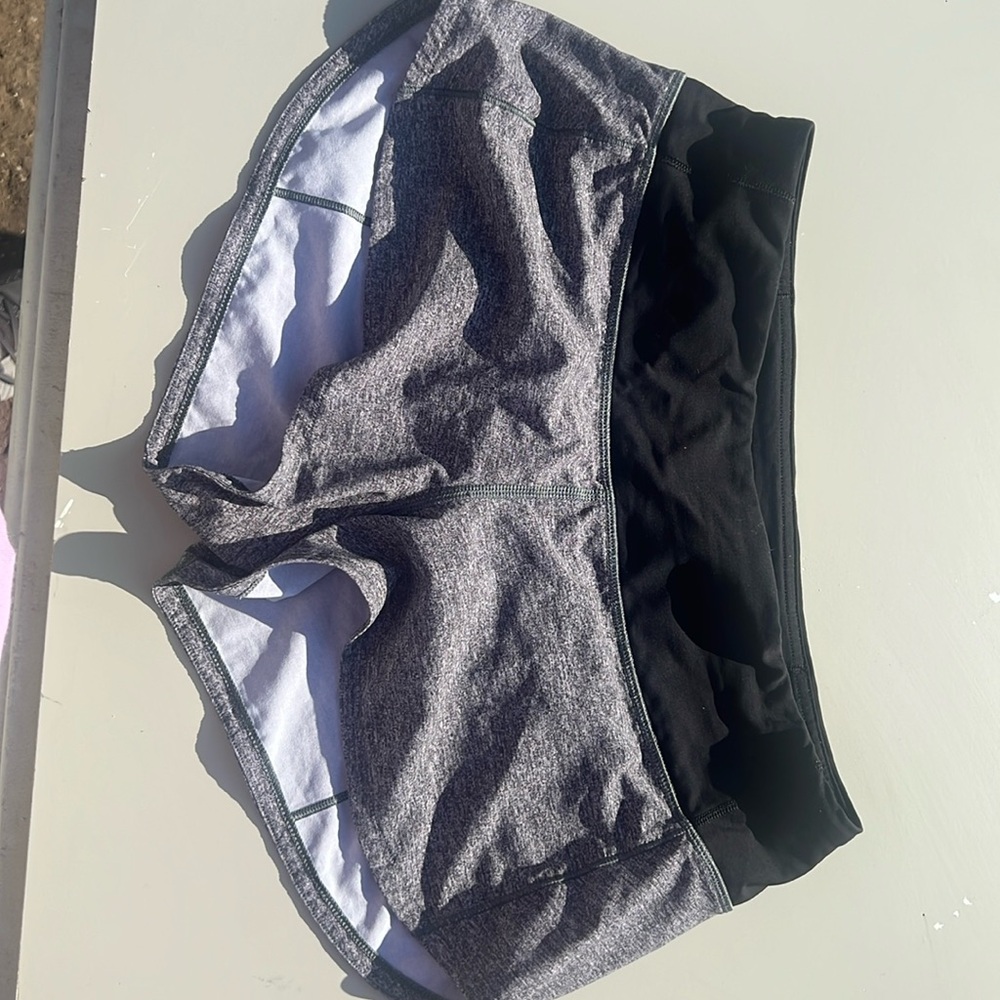 Lululemon women’s shorts size 4
